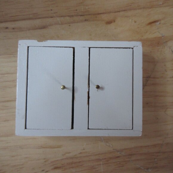 Chadwick Miller White Wooden 4pc Wooden Miniature Kitchen Set #93744 - Picture 9 of 11